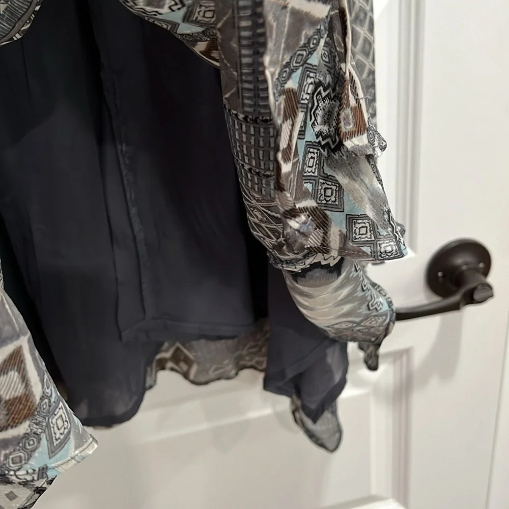 Skirt - Picture 2 of 3